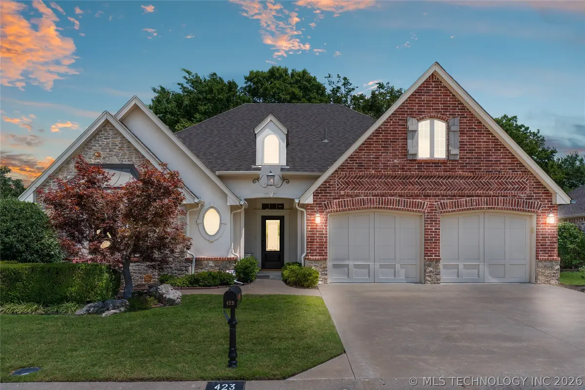 423 N Forest Ridge Boulevard, Broken Arrow, OK 74014 - #1
