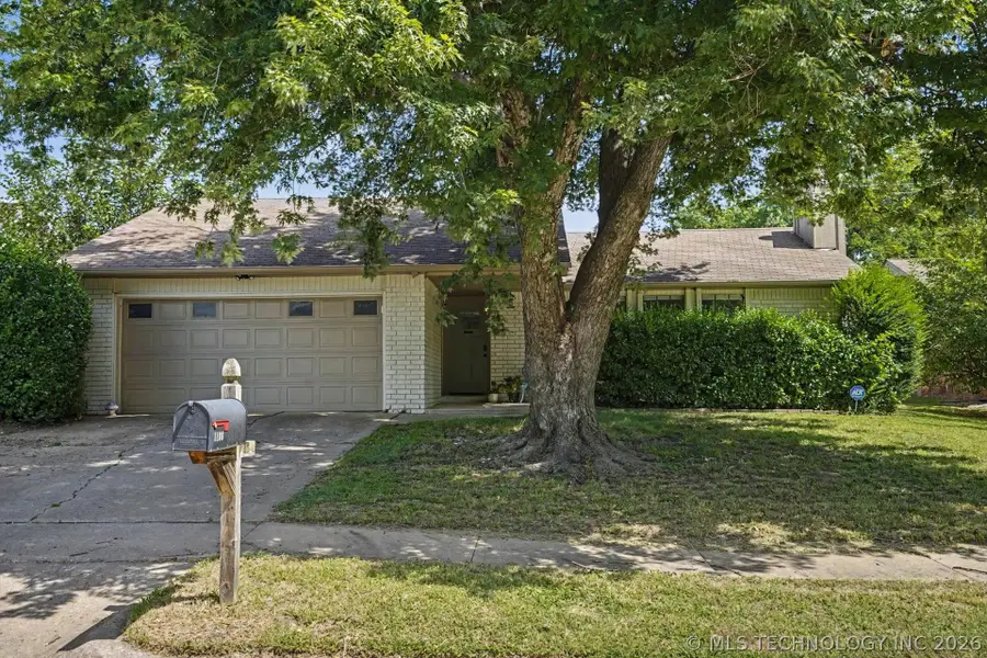 1108 W Vicksburg Place, Broken Arrow, OK 74011 - #2