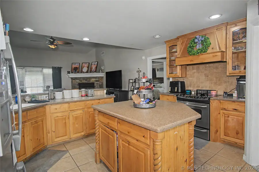 608 Cardinal Road, Muskogee, OK 74403 - #3