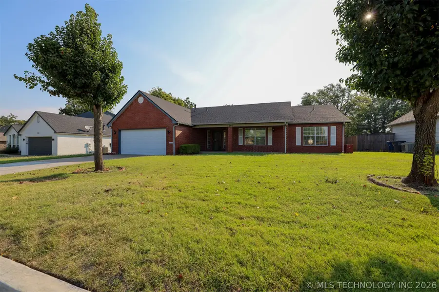1601 N Detroit Avenue, Tulsa, OK 74106 - #2
