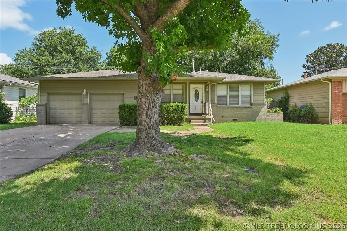 1609 E 55th Place, Tulsa, OK 74105 - #1