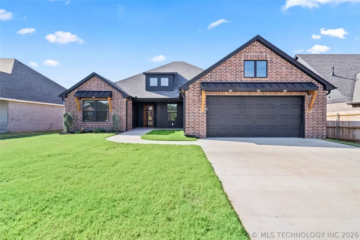 28002 E 107th Street S, Coweta, OK 74429 - #1