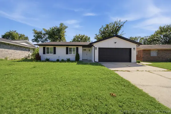 1656 S Redbud Place, Broken Arrow, OK 74012