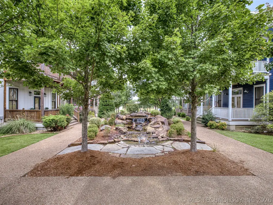 39 Center Lane, Carlton Landing, OK 74432 - #3