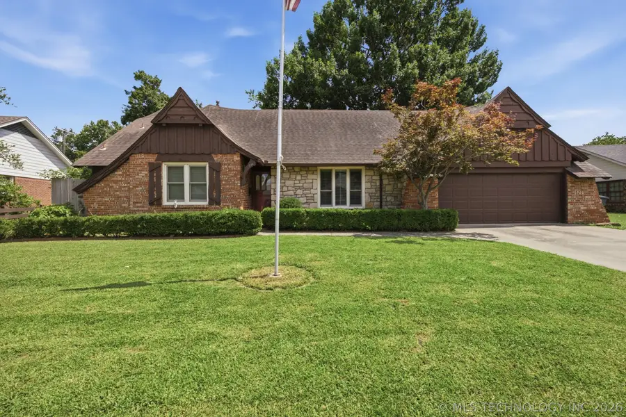 1754 E 59th Place, Tulsa, OK 74105 - #2