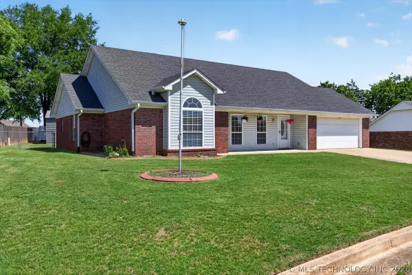 1602 Cottonwood Drive, Poteau, OK 74953