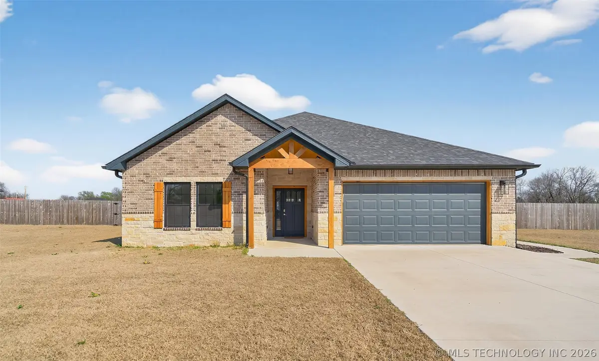 207 Lindsey Avenue, Adair, OK 74330 - #1