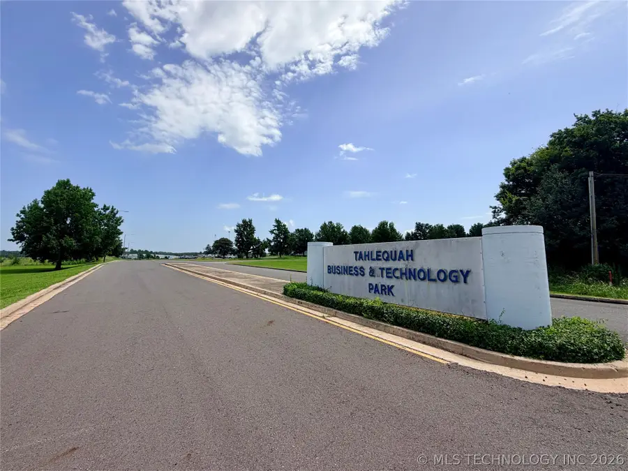 810 N Woodard Avenue, Tahlequah, OK 74464 - #3