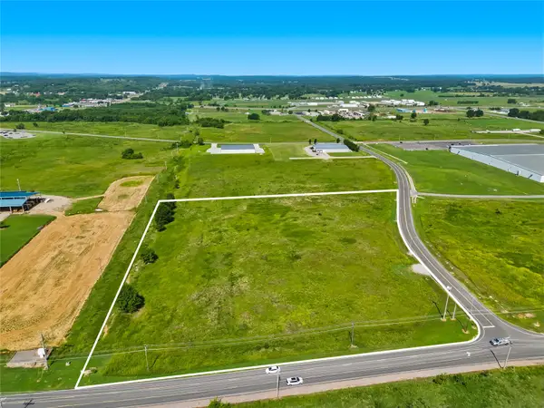 900 Airport Parkway, Tahlequah, OK 74464