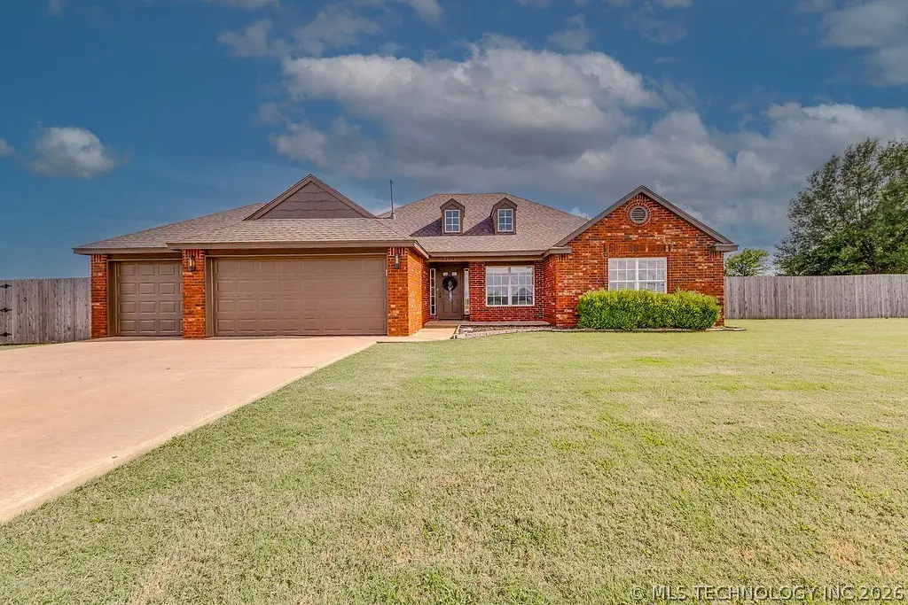 5290 E 144th Street N, Collinsville, OK 74021 - #1
