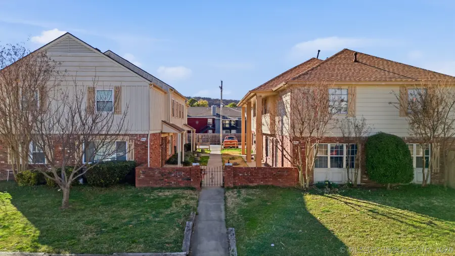 6156 S Madison Place #D, Tulsa, OK 74105 - #3
