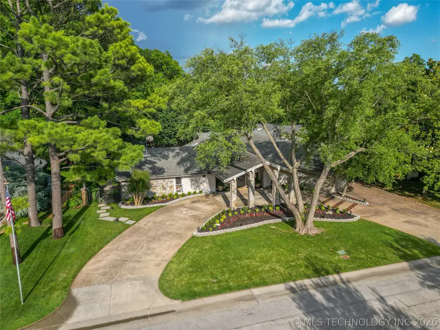 4411 S Atlanta Place, Tulsa, OK 74105 - #2