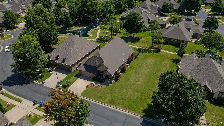 3905 N Pine Avenue, Broken Arrow, OK 74012 - #3