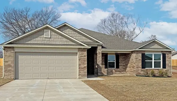 1303 W Decatur Place, Broken Arrow, OK 74011
