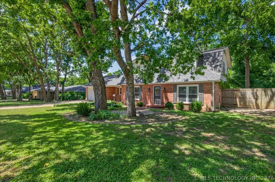 2612 SE Quail Place, Bartlesville, OK 74006 - #2