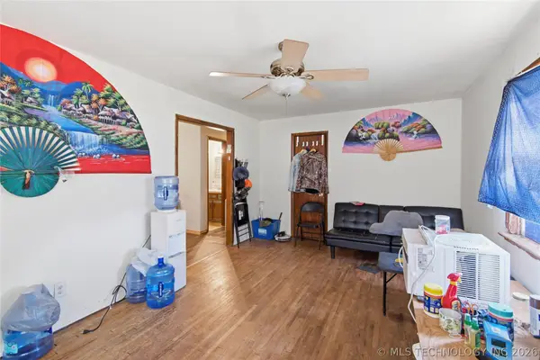 107519 S 4050 Road, Henryetta, OK 74437