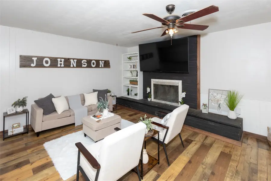 610 E Monroe, Waurika, OK 73573 - #3