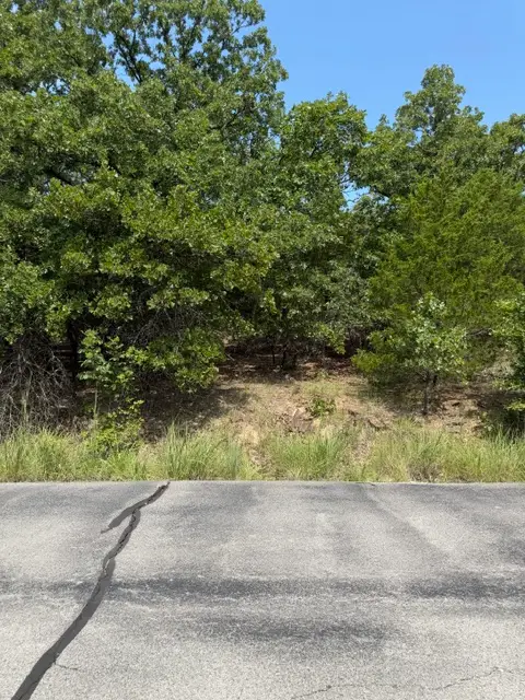 2291 W Crosswinds Circle, Cleveland, OK 74020