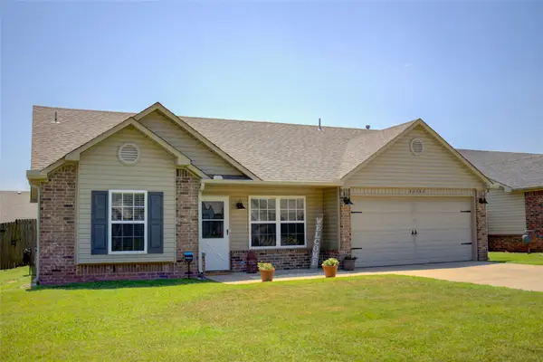 26282 E 86th Street S, Broken Arrow, OK 74014