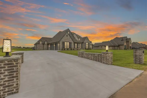 16505 S 4th East Avenue, Glenpool, OK 74033