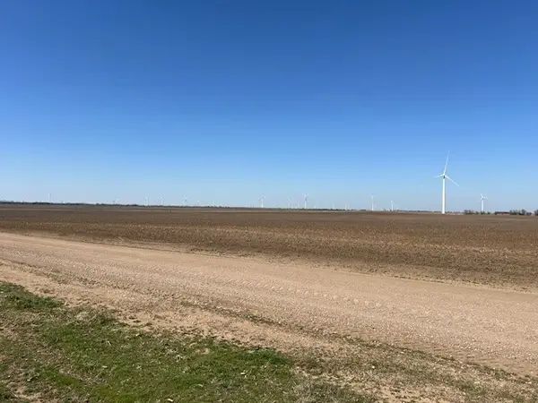 Bender Road, Newkirk, OK 74647