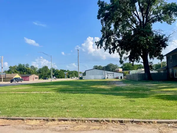 418 E 7th Street, Dewey, OK 74029