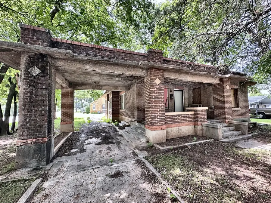 101 N Chestnut, Pauls Valley, OK 73075 - #3