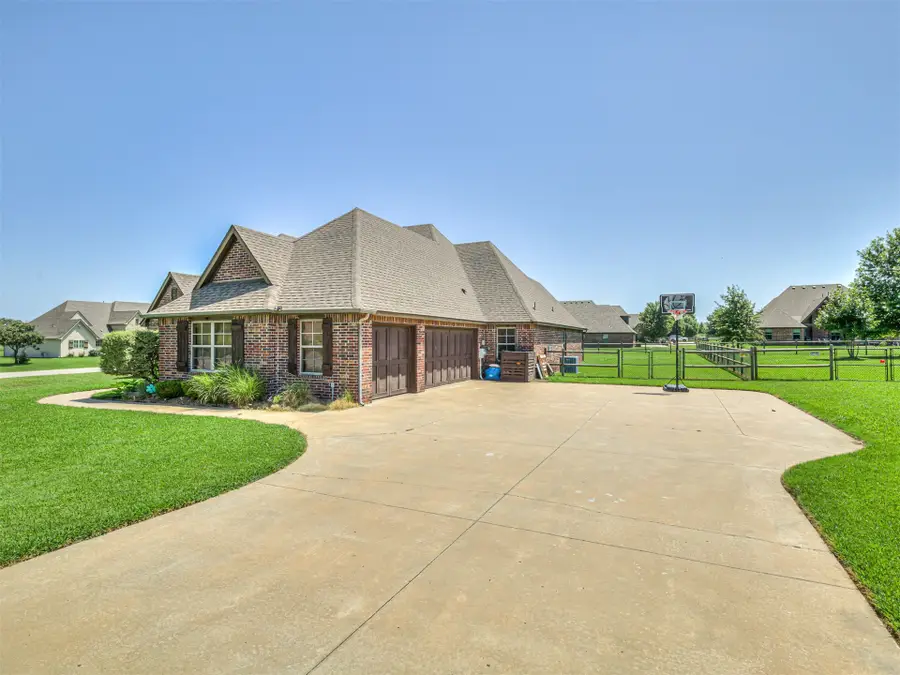 6991 N 194th Avenue E, Owasso, OK 74055 - #3