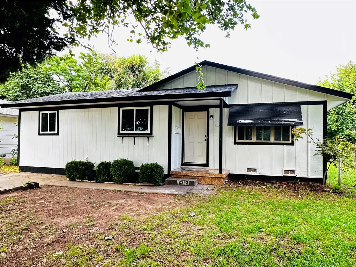 2323 S Olympia Street, Tulsa, OK 74107 - #1