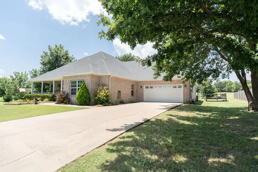 200 N Woodchuck Lane, Skiatook, OK 74070 - #2