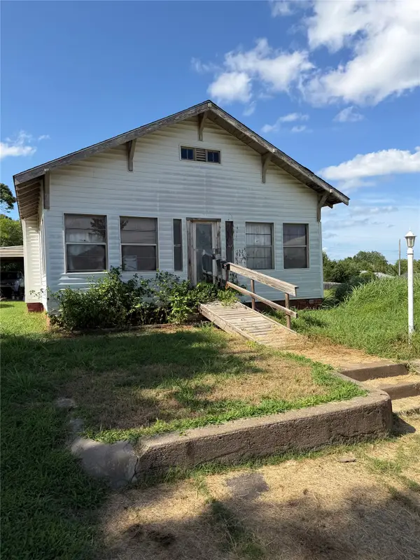 137 E Maple Street, Drumright, OK 74030