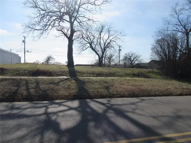 220 W Washington, McAlester, OK 74501 - #1