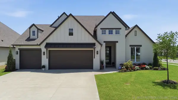 3030 E 146th Place S, Bixby, OK 74008