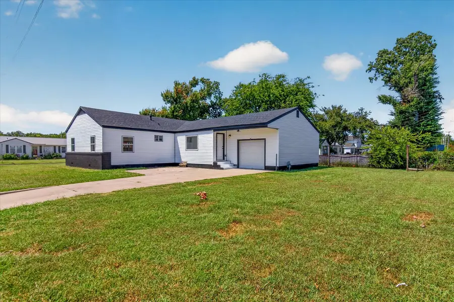 2254 S Dewey Avenue, Bartlesville, OK 74003 - #2