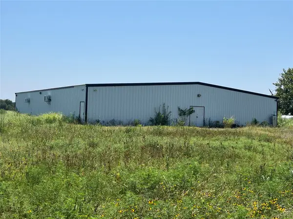 23375 Hwy 52 Highway, Henryetta, OK 74437