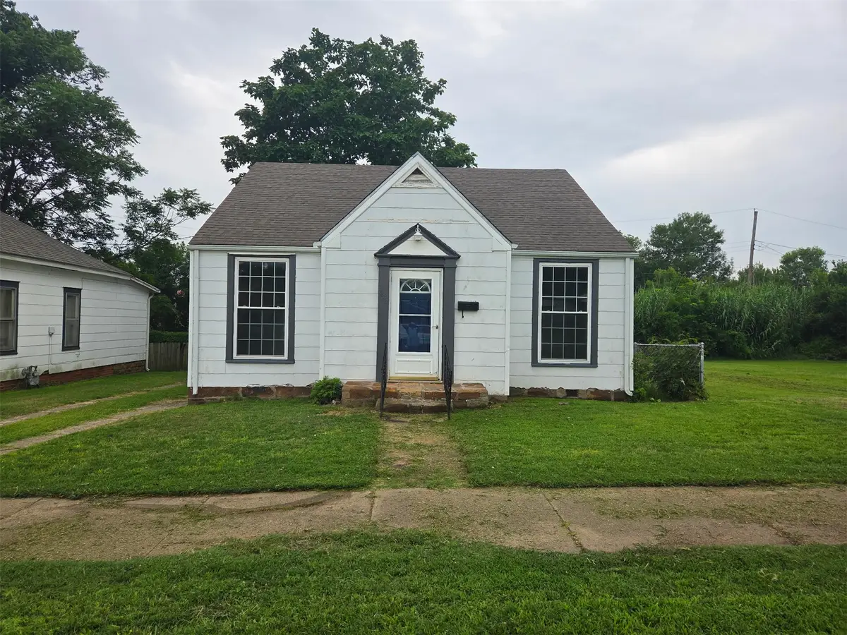 1329 S Armstrong Avenue, Bartlesville, OK 74003 - #1