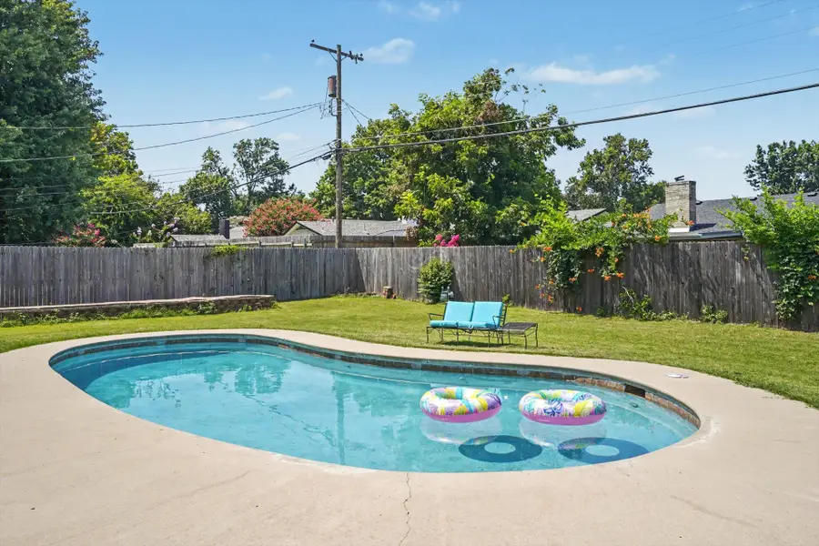 8531 E 35th Street, Tulsa, OK 74145 - #3