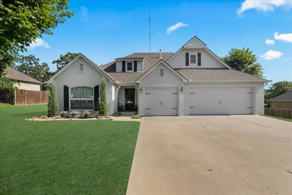 9415 Scarlet Oak Drive, Sand Springs, OK 74063