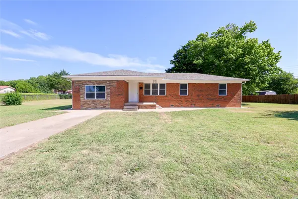 1324 Red Bud Drive, Sulphur, OK 73086