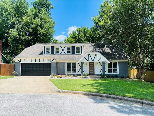 7713 S Glenwood Court, Broken Arrow, OK 74011
