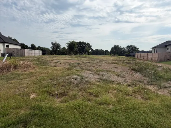 8208 E Elgin Street, Broken Arrow, OK 74014