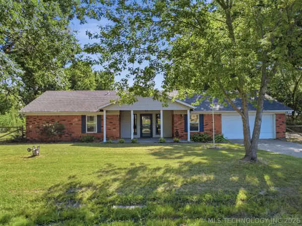 7324 S Dennis Boulevard, Broken Arrow, OK 74014