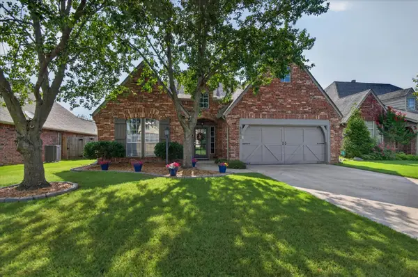 8241 S 72nd East Avenue, Tulsa, OK 74133