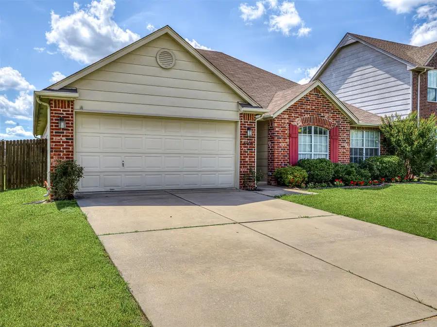 8406 S 111th Avenue E, Tulsa, OK 74133 - #2