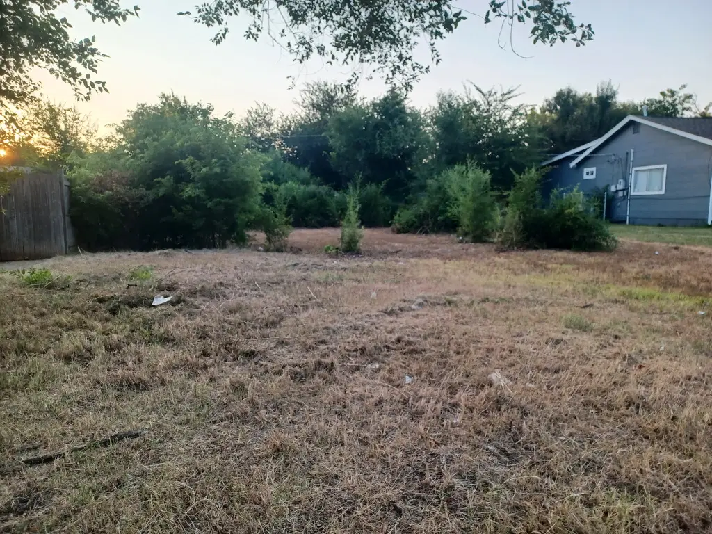 423 S 42nd West Avenue, Tulsa, OK 74127 - #1