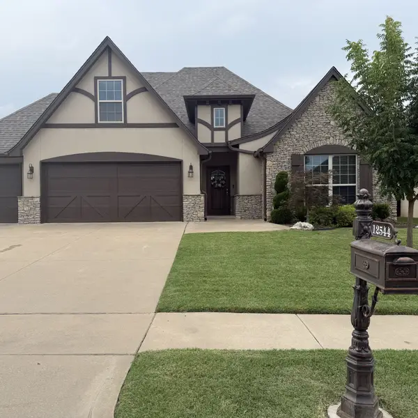 12544 S 71st East Avenue, Bixby, OK 74008