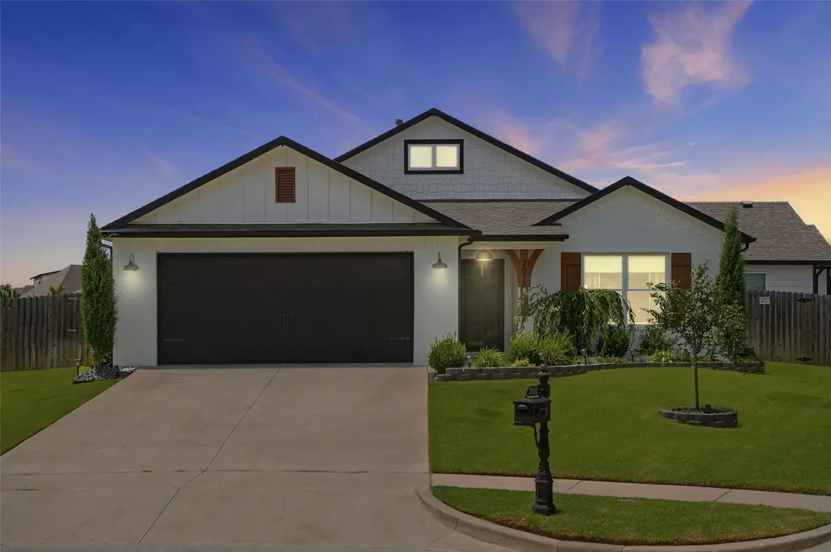 2016 W El Dorado Circle, Broken Arrow, OK 74011 - #1