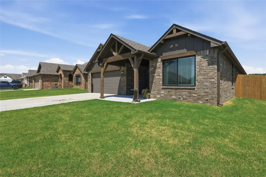 10721 S 279th East Avenue, Coweta, OK 74429 - #2
