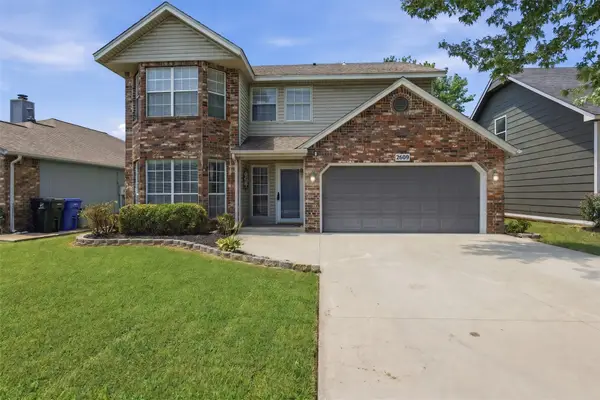 2608 S Oak Place, Broken Arrow, OK 74012