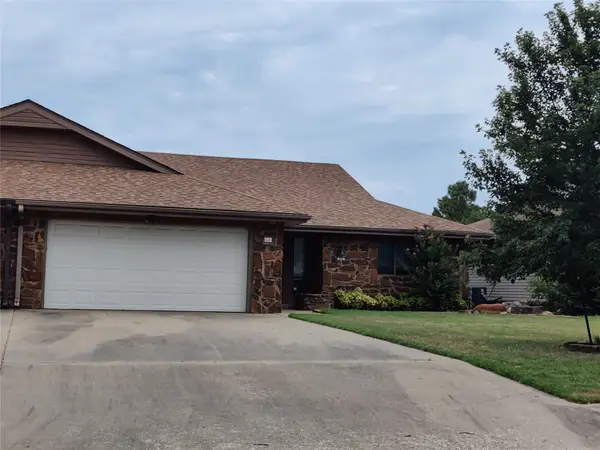 826 SE Quail Ridge Road, Bartlesville, OK 74006